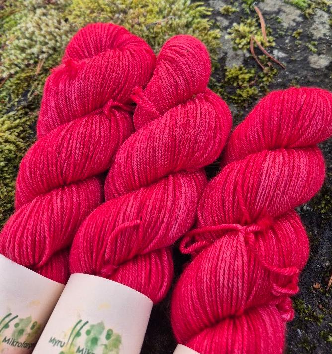 Spenstig tykk merino - Nisselue